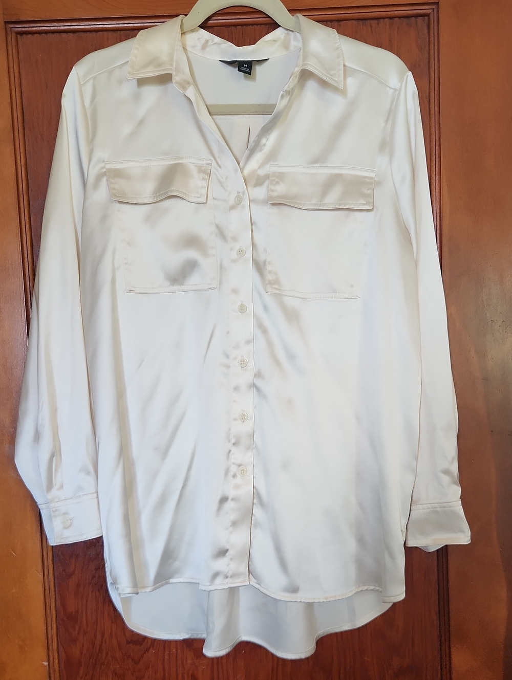 Simply Vera Vera Wang Cream Satin Button-Down Shirt Sz M